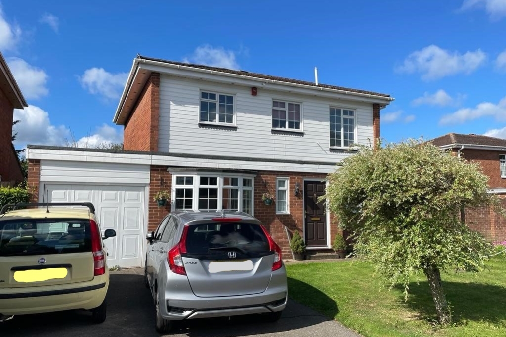 DETACHED RESIDENCE Nevin And Wells